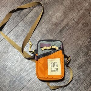 NWOT Topo Designs Orange and Tan Crossbody Bag